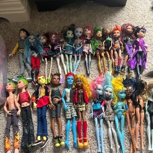 monster high dolls